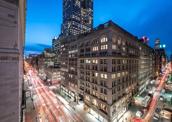 U Hotel Fifth Avenue