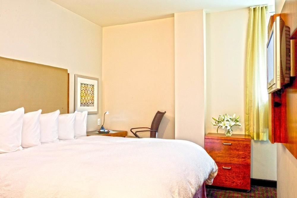 U Fifth Avenue Hotel